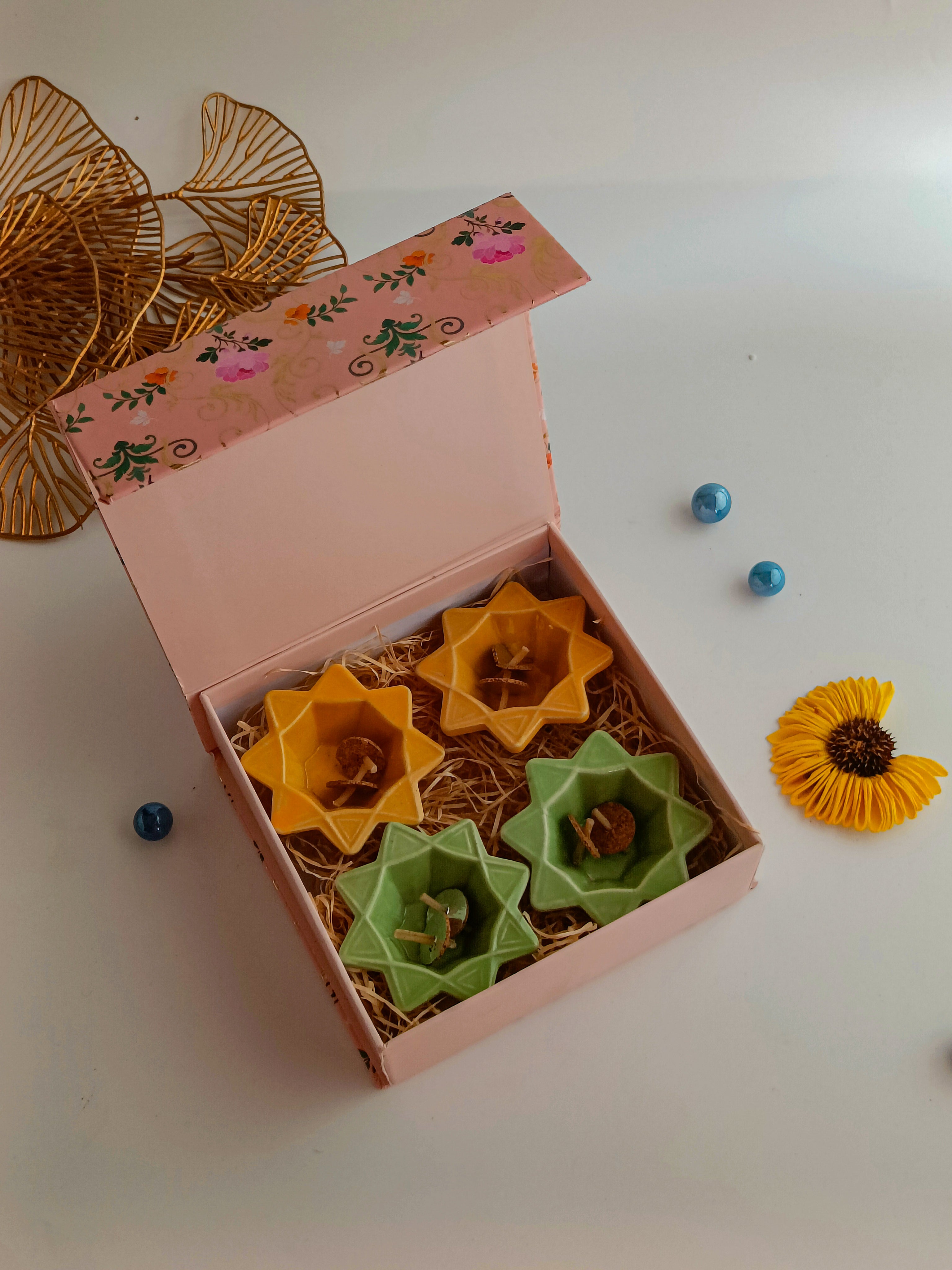 Shubh Nakshatra Diyas Gift Hamper set