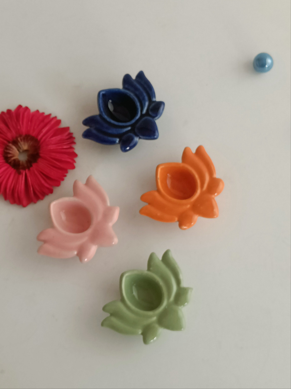Lotus Diya (Set of 4 pcs)