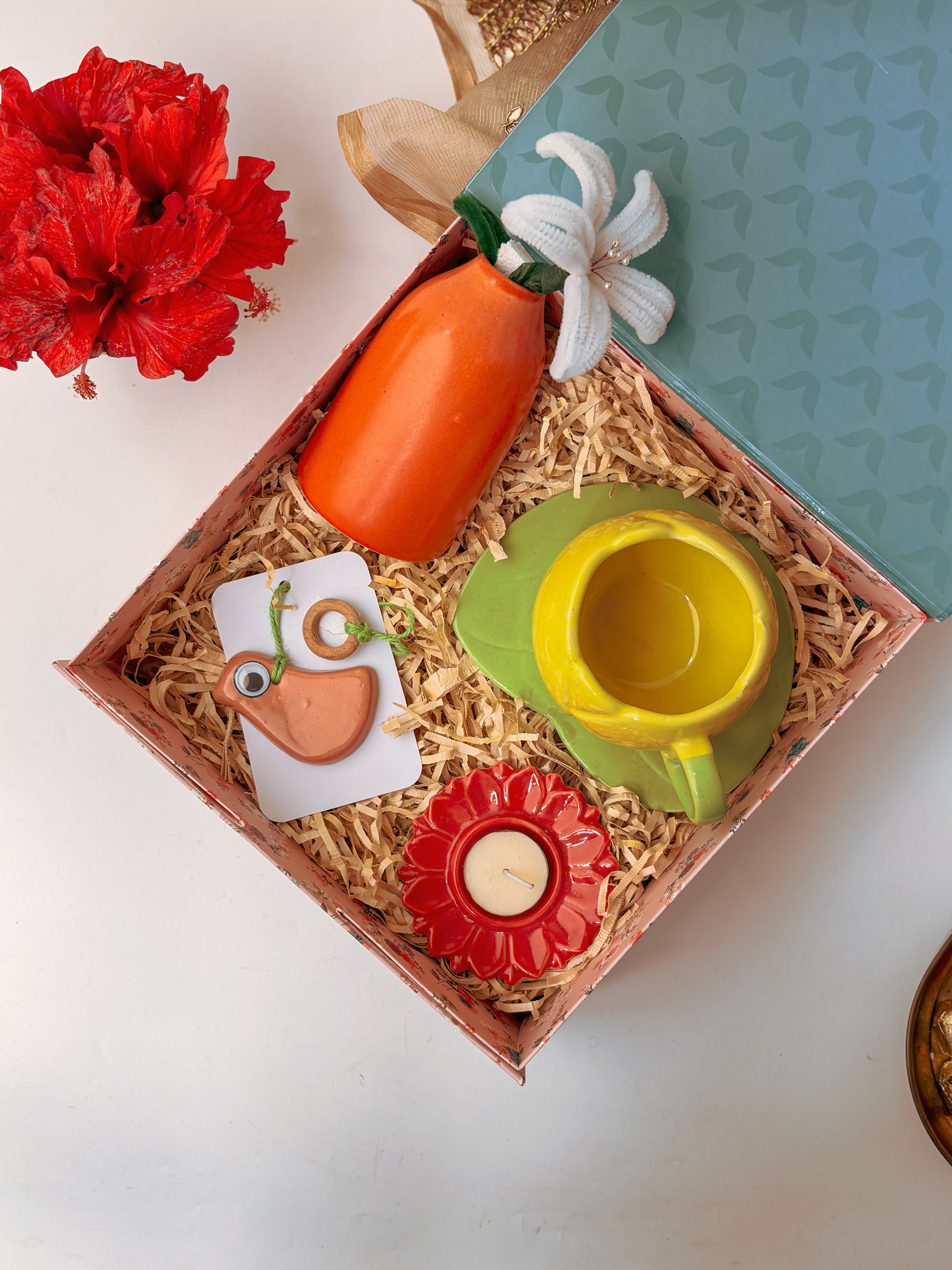 Everyday Love Rakhi Hamper for Sister