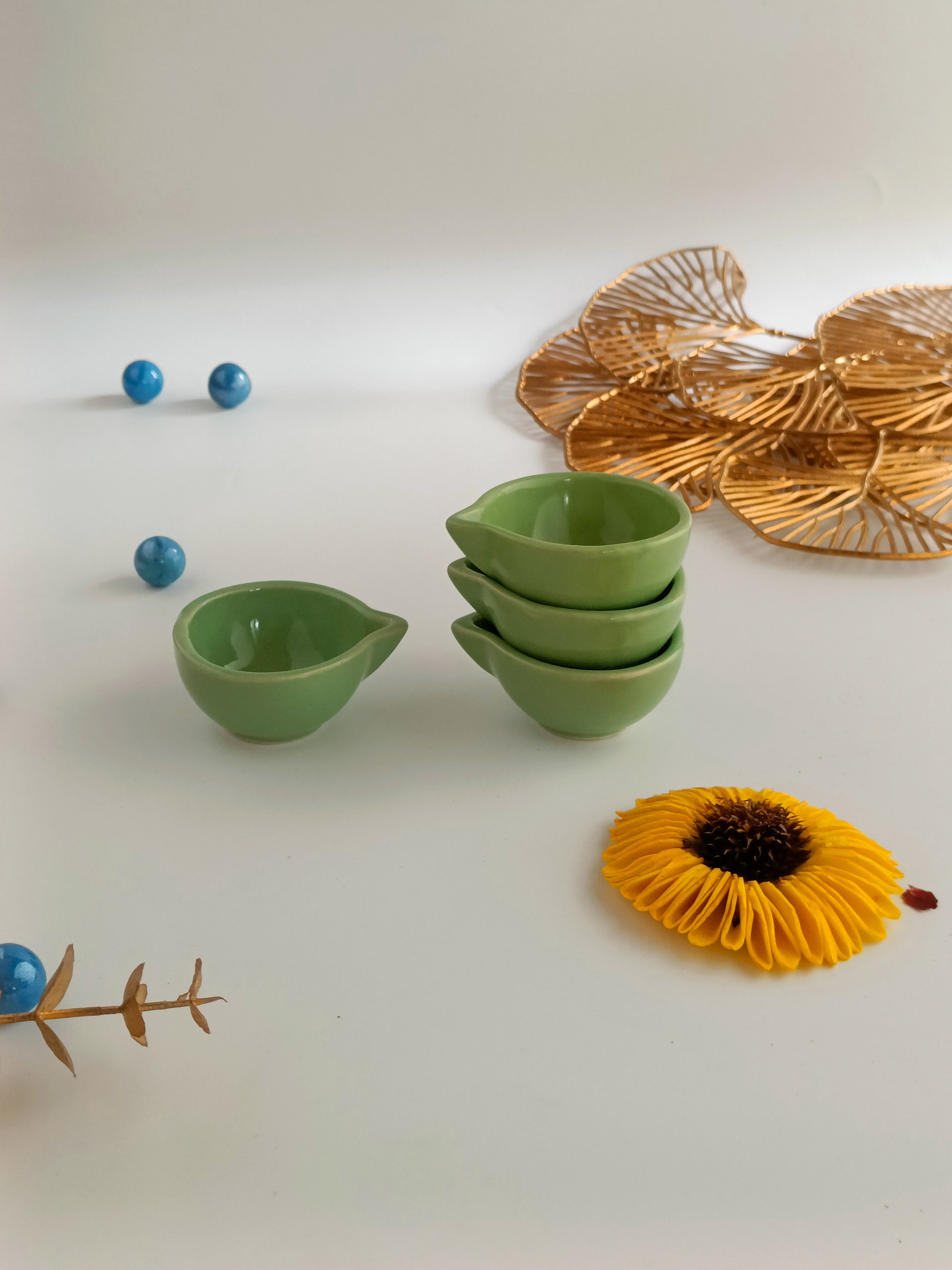 Classic Ceramic Diyas (Set of 4)