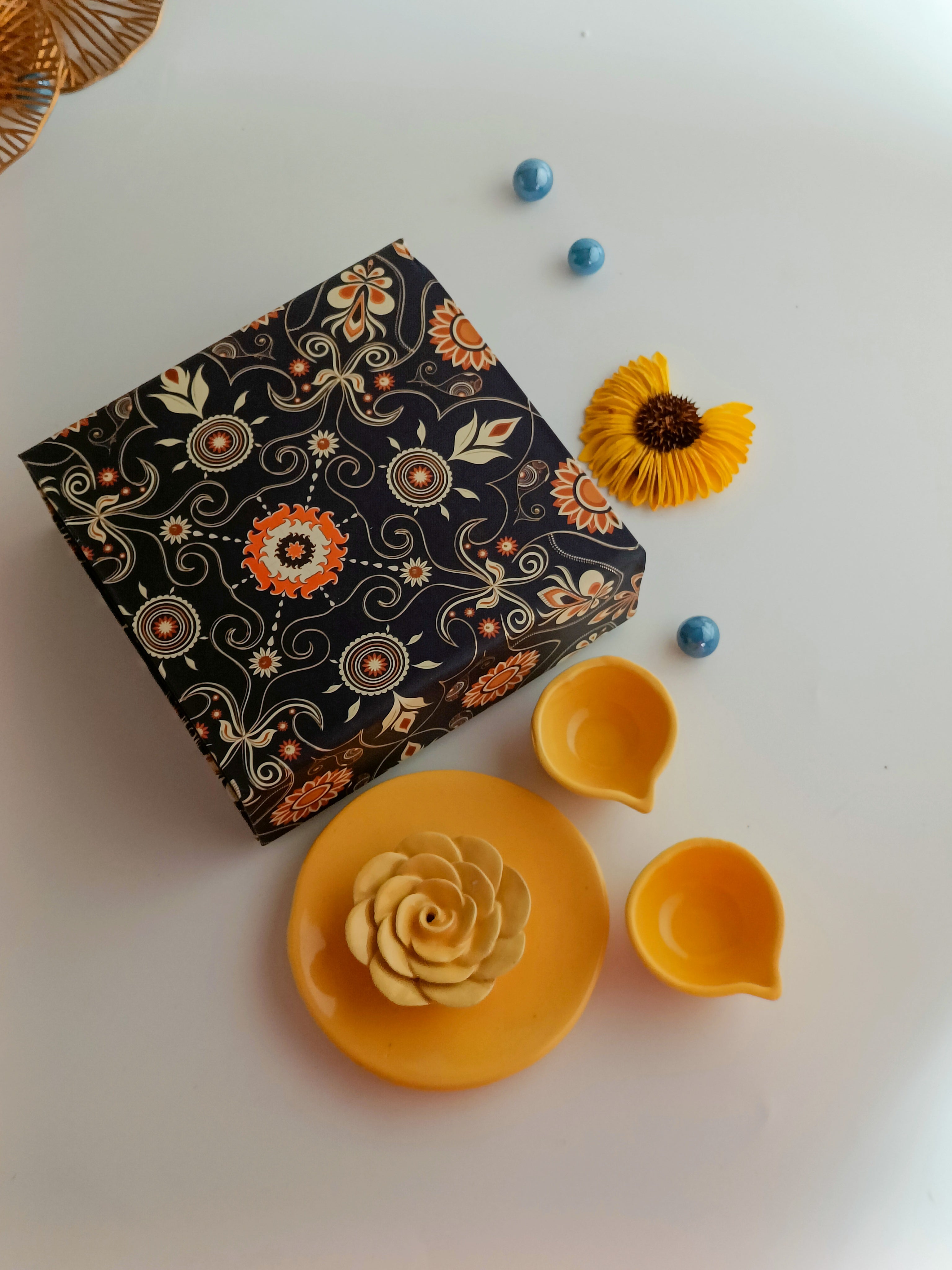 Floret Agarbatti and Diya Gift Hamper