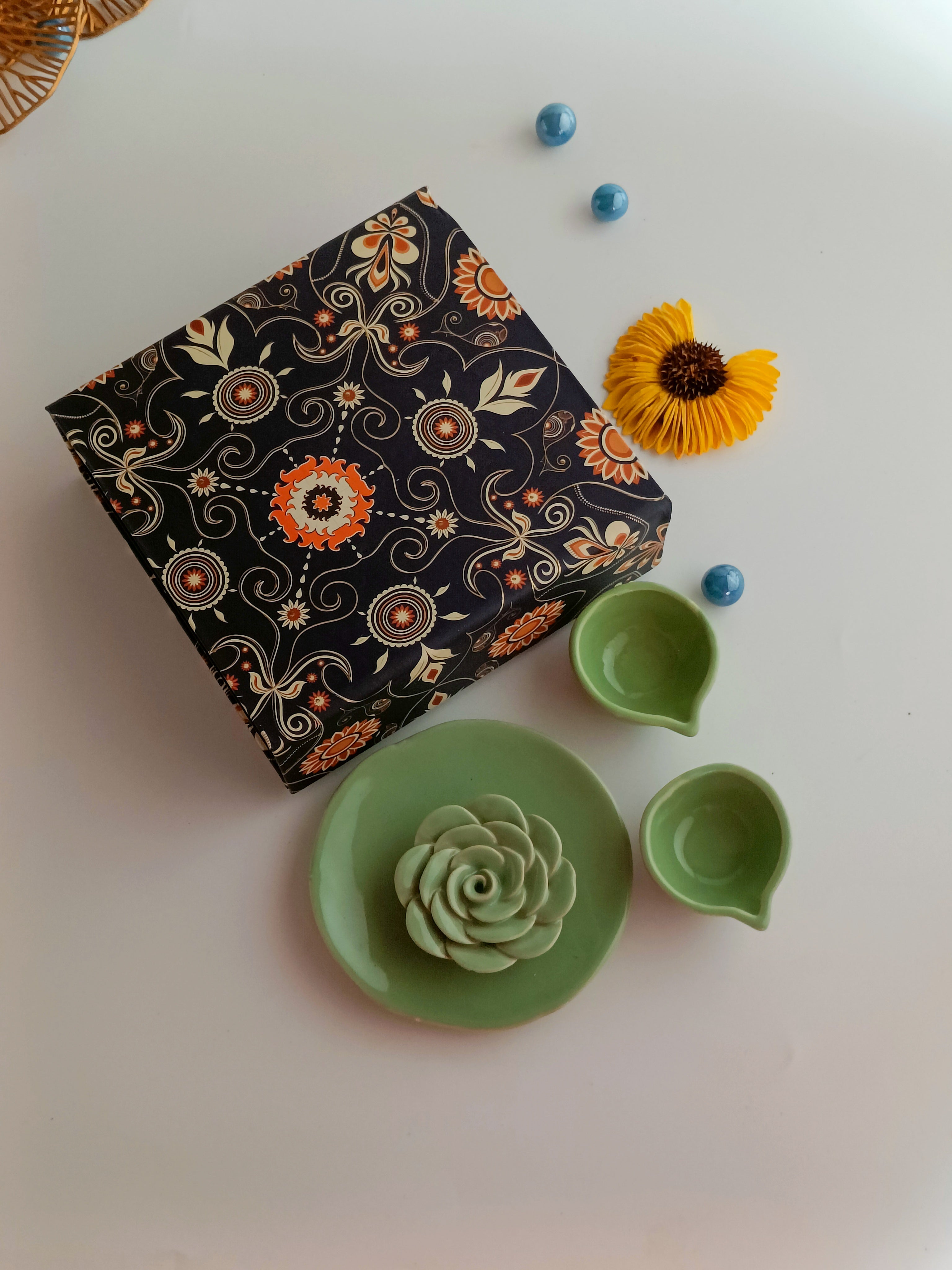 Floret Agarbatti and Diya Gift Hamper