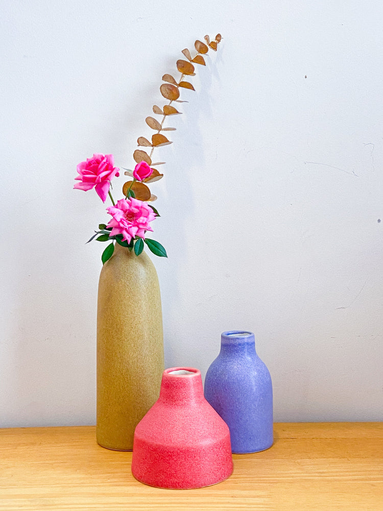 Set of 3 handcrafted ceramic vases in different shapes and colors for modern home decor and dried flower styling by Karigreh