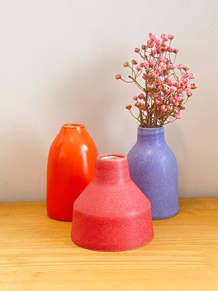 Set of 3 handcrafted ceramic vases in different shapes and colors for modern home decor and dried flower styling by Karigreh