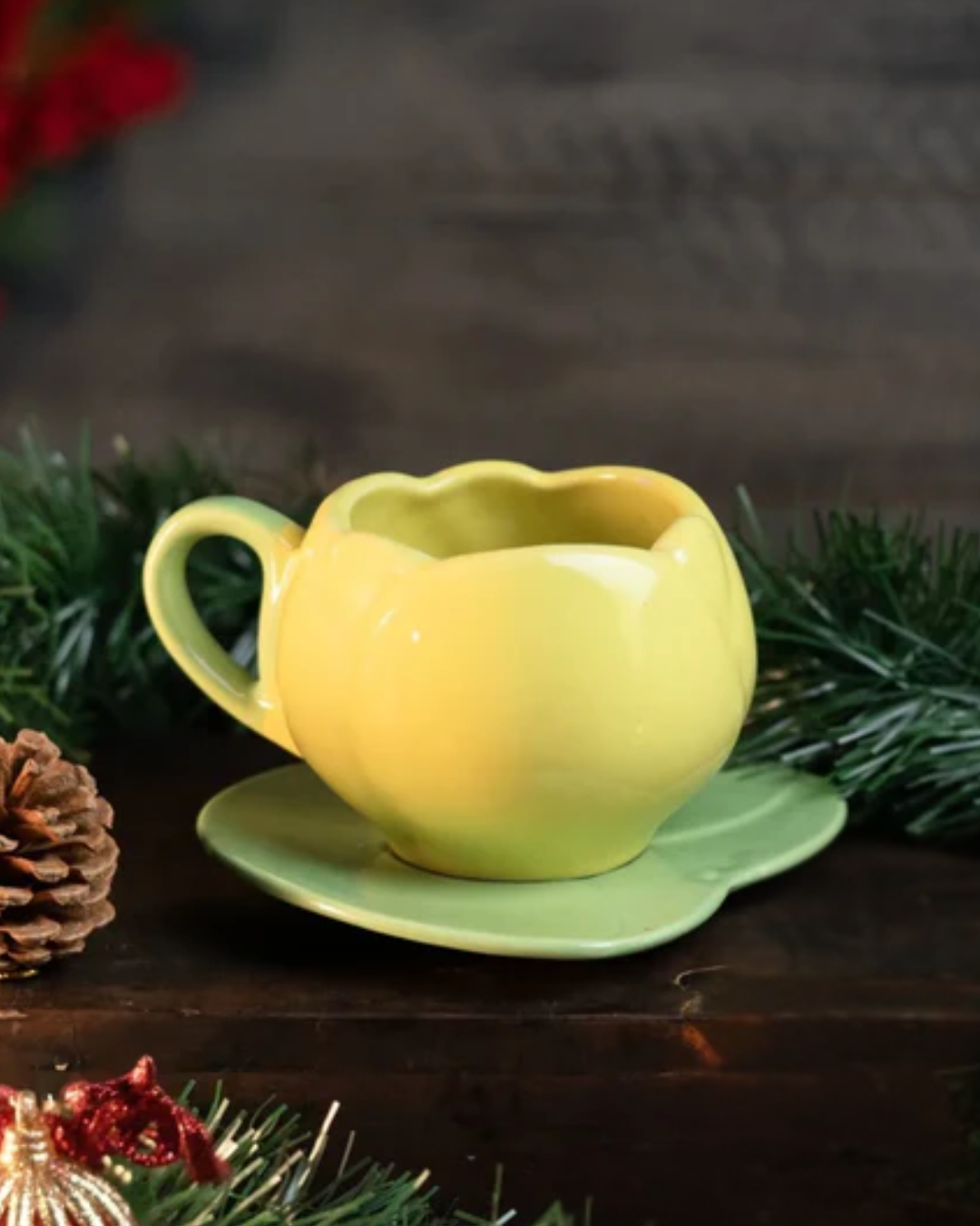 Gulbahar Sips (Tulip Mug) & Saucer Set (per set)