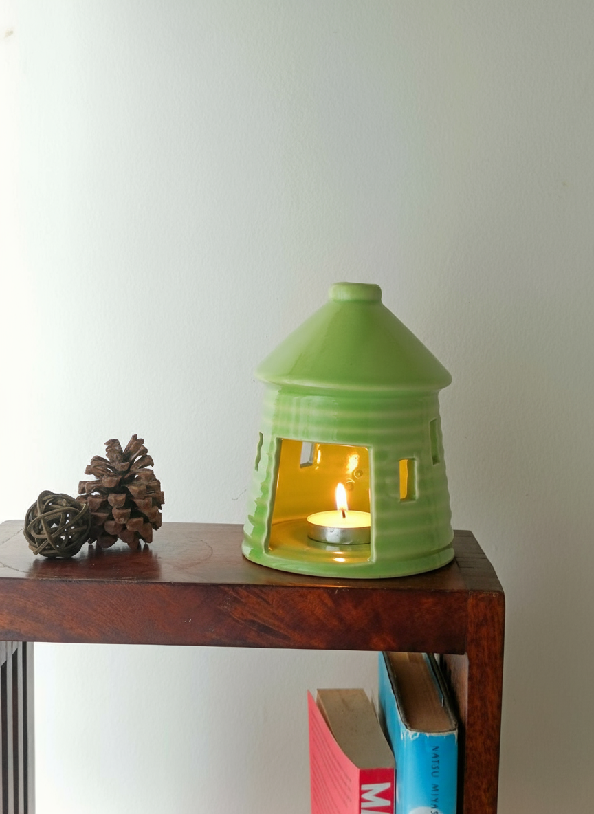 Hagrid's Hut Tealight Holder