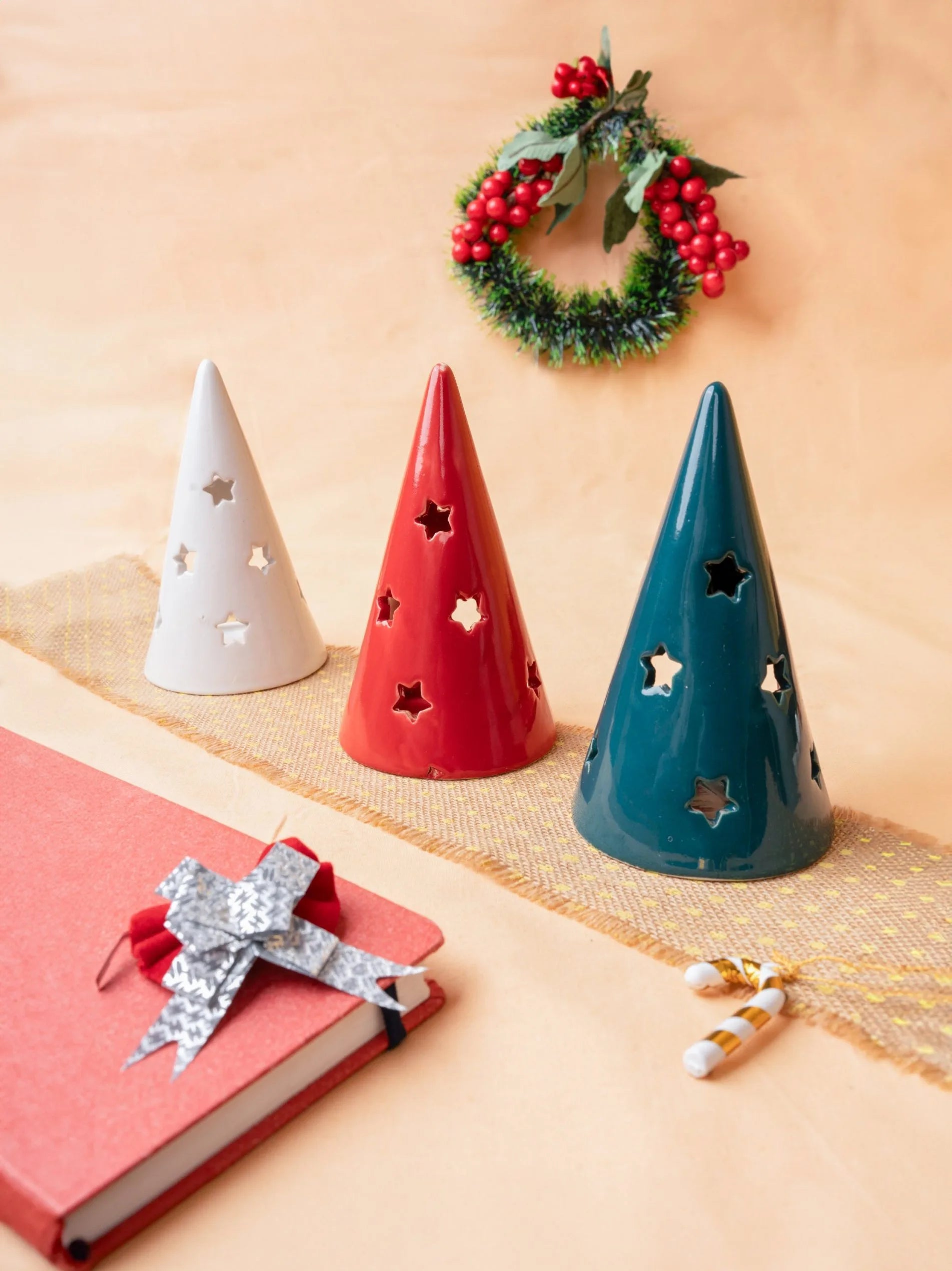 Holiday Hearth - Tealight Holder