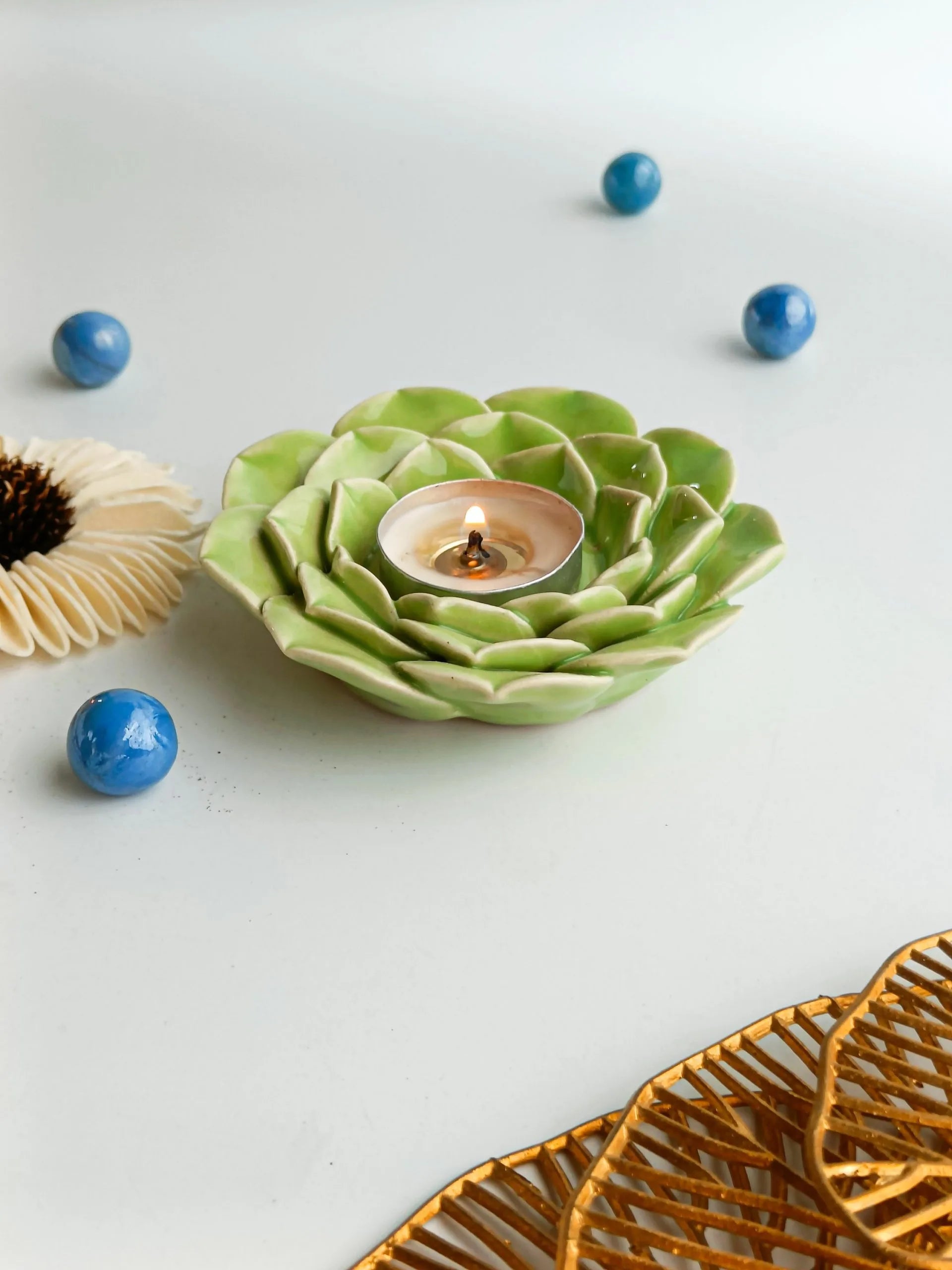 Phoolrani Tealight Holder (Set of 4 pcs)