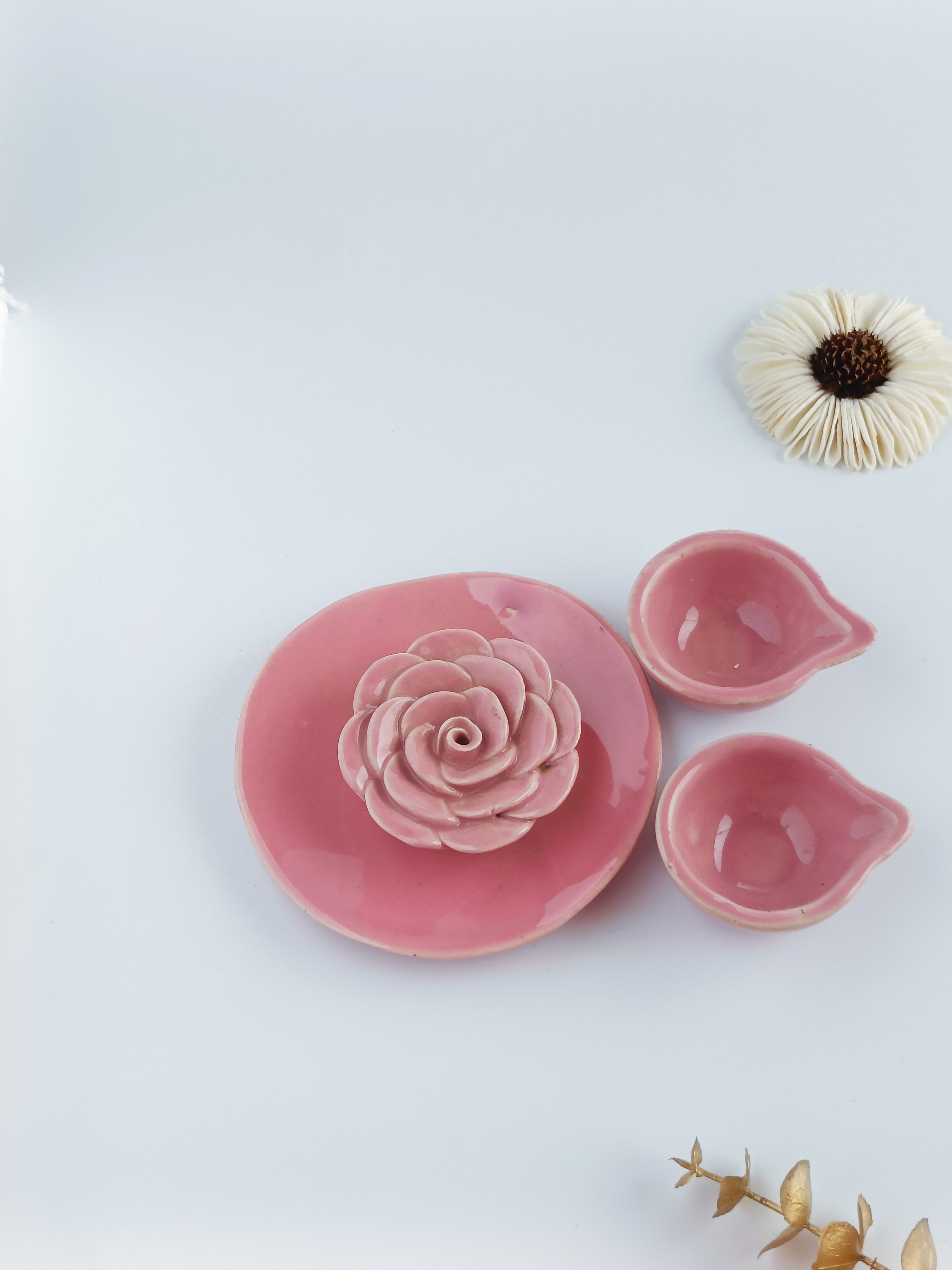 Floret Agarbatti Stand and 2 Diyas Set