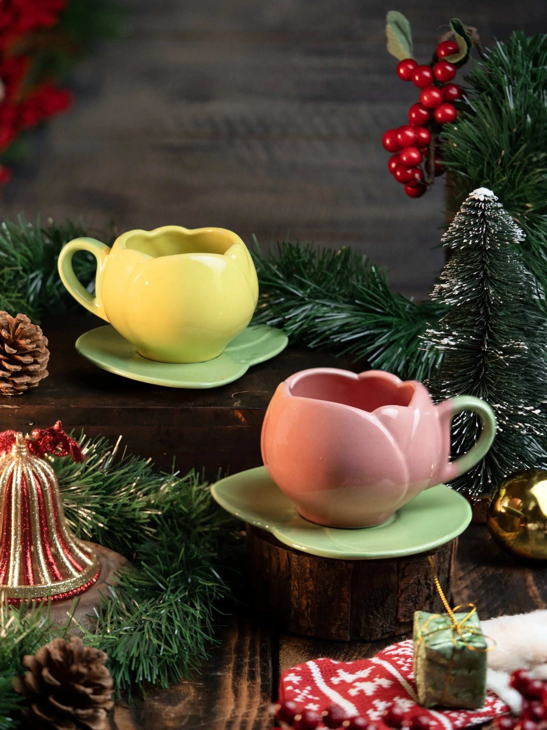 Gulbahar Sips (Tulip Mug) & Saucer Set (per set)